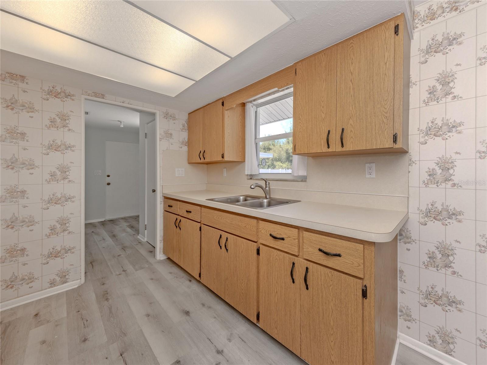 BAY POINT CORR OF - Residential