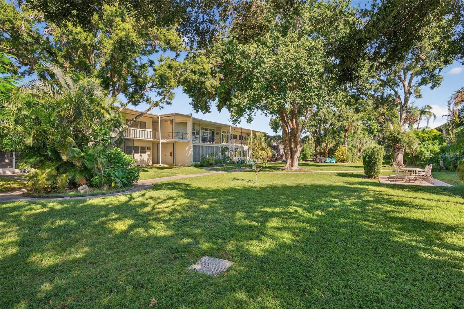 CLEARVIEW OAKS BLDG 1 - Residential