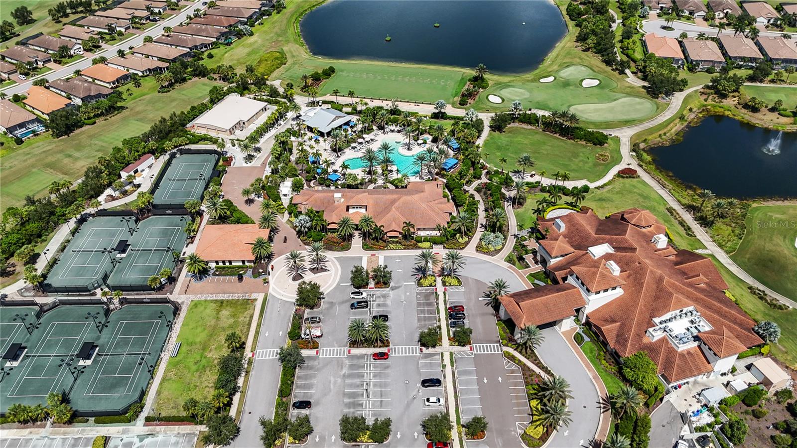 ESPLANADE PH III REV POR - Residential