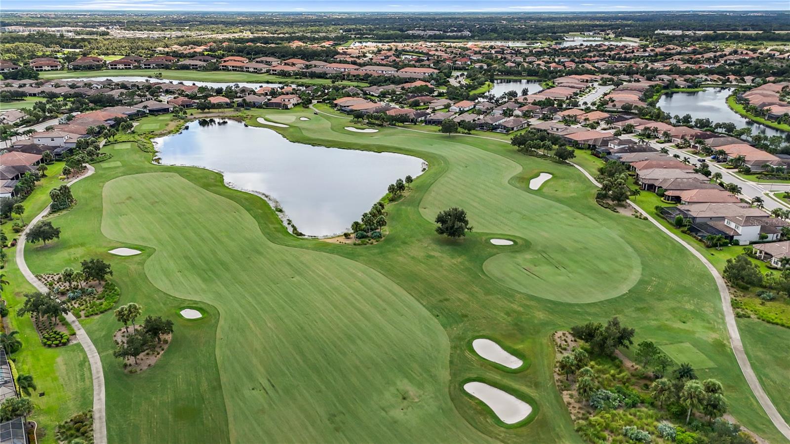 ESPLANADE PH III REV POR - Residential