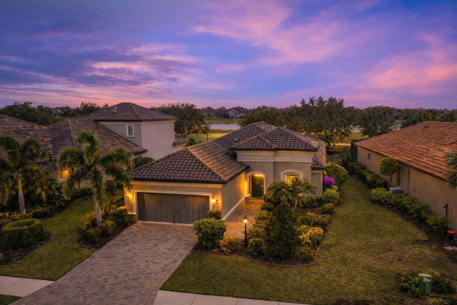 ESPLANADE PH III REV POR - Residential