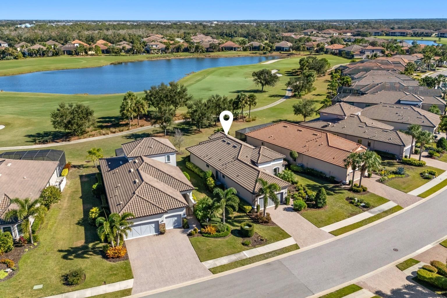 ESPLANADE PH III REV POR - Residential