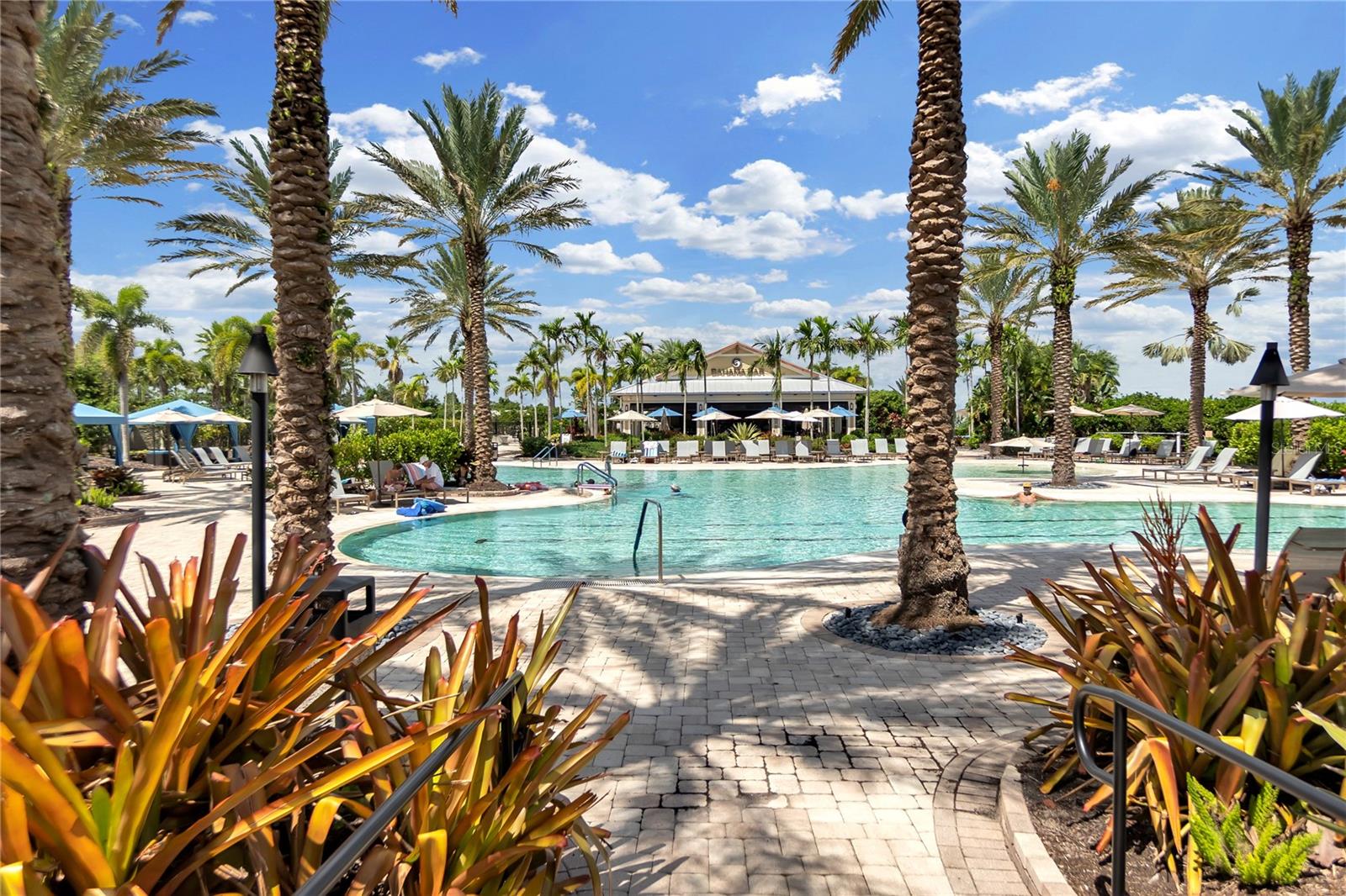 ESPLANADE PH III REV POR - Residential