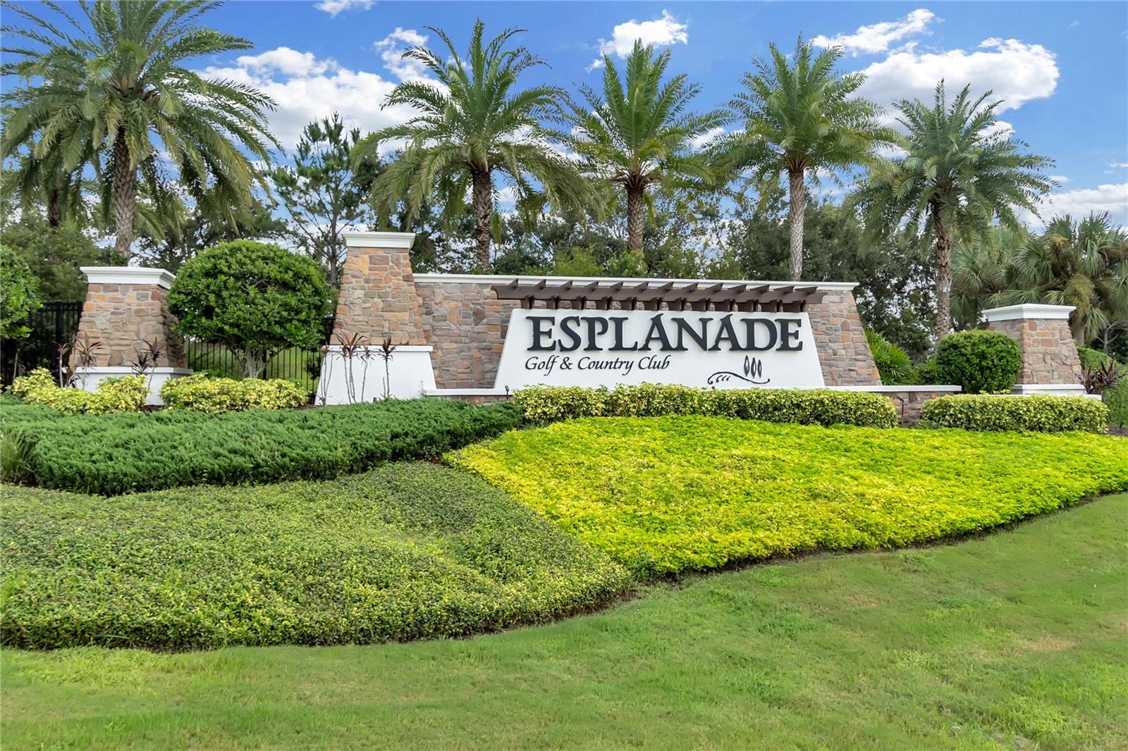 ESPLANADE PH III REV POR - Residential