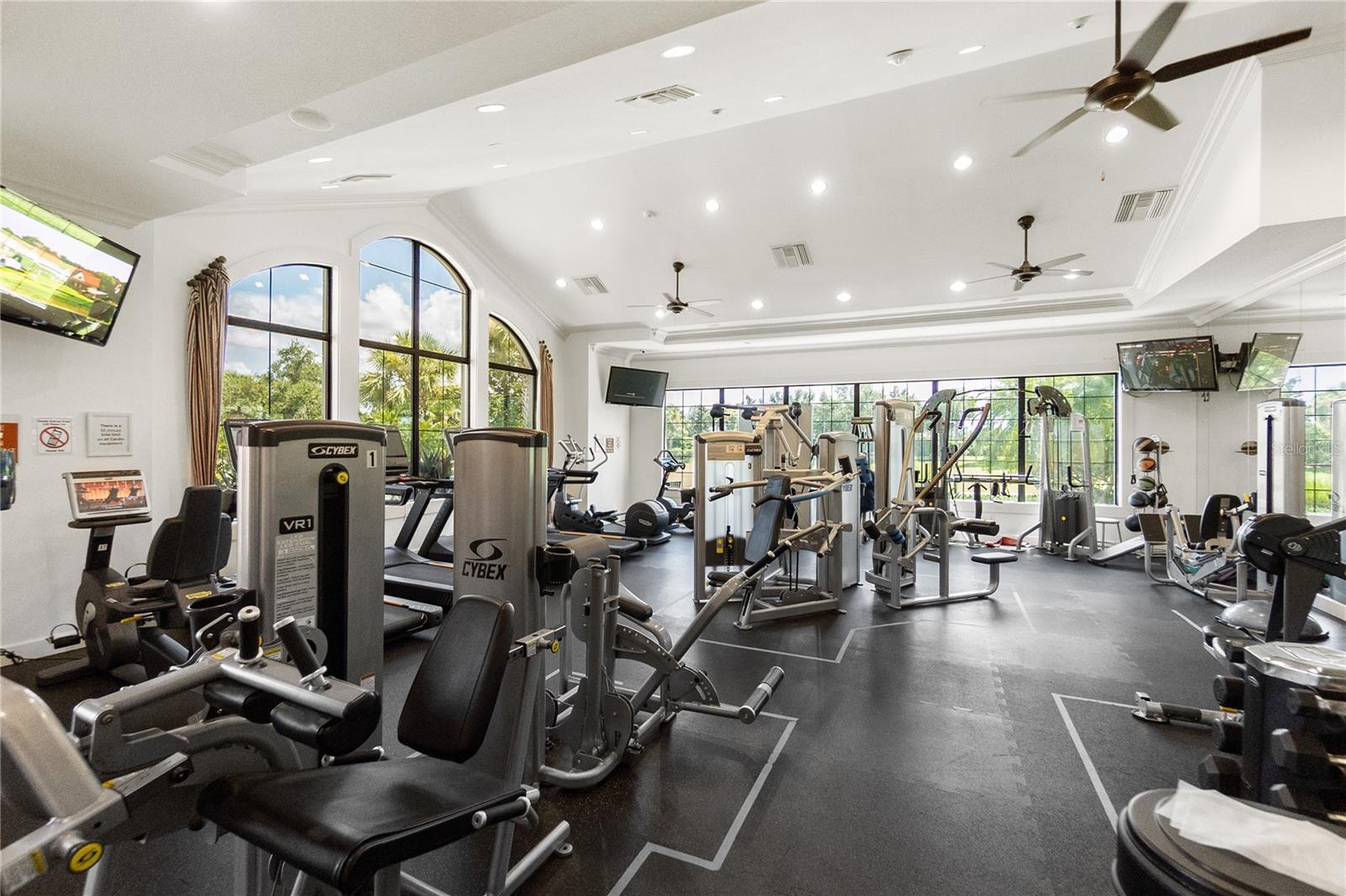 ESPLANADE PH III REV POR - Residential