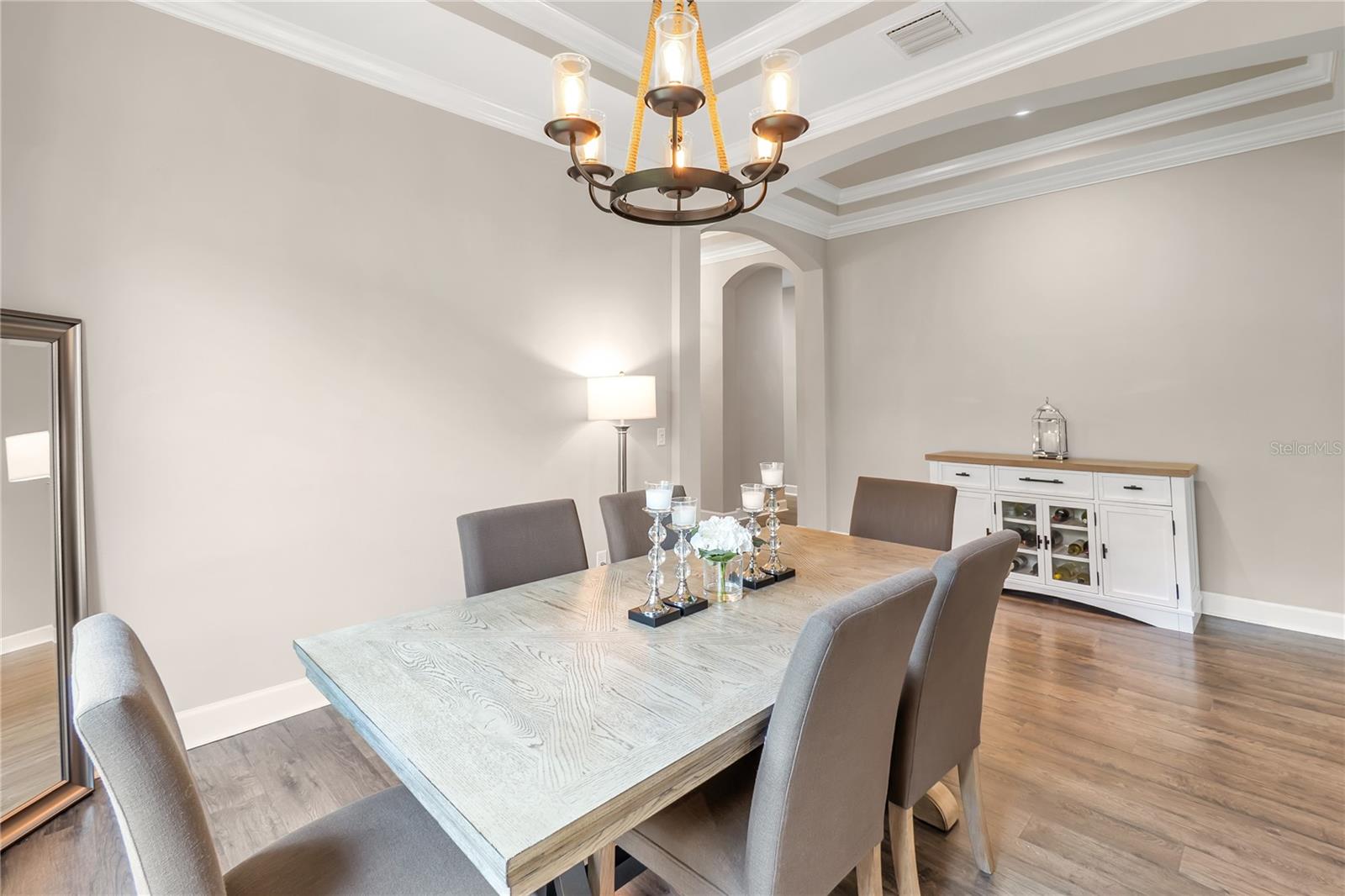 ESPLANADE PH III REV POR - Residential