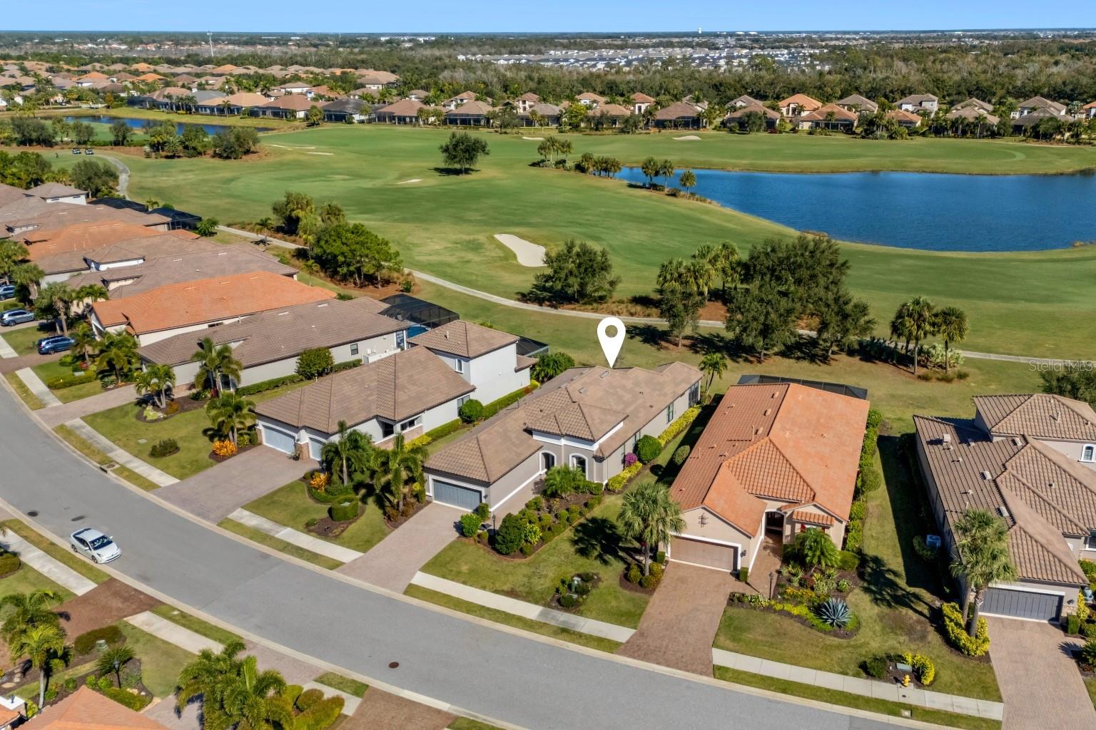 ESPLANADE PH III REV POR - Residential