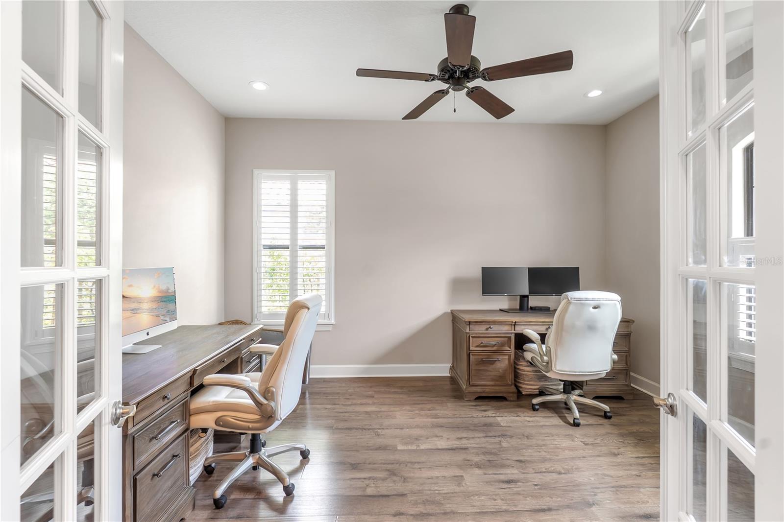 ESPLANADE PH III REV POR - Residential