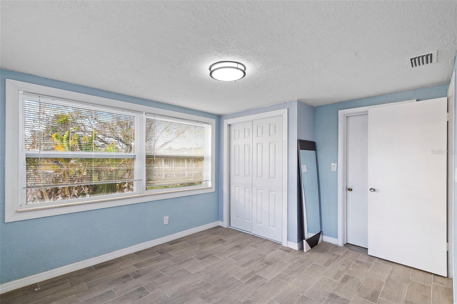 TAHITIAN DEV SUB - Residential