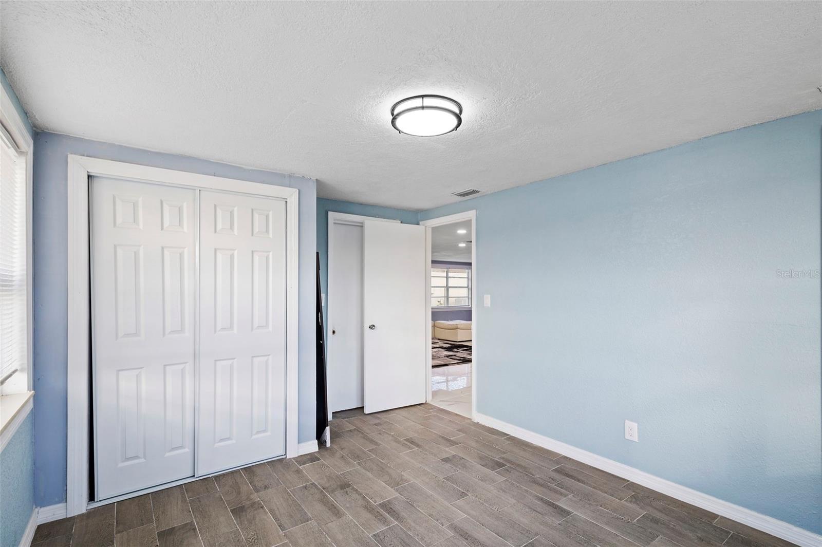 TAHITIAN DEV SUB - Residential