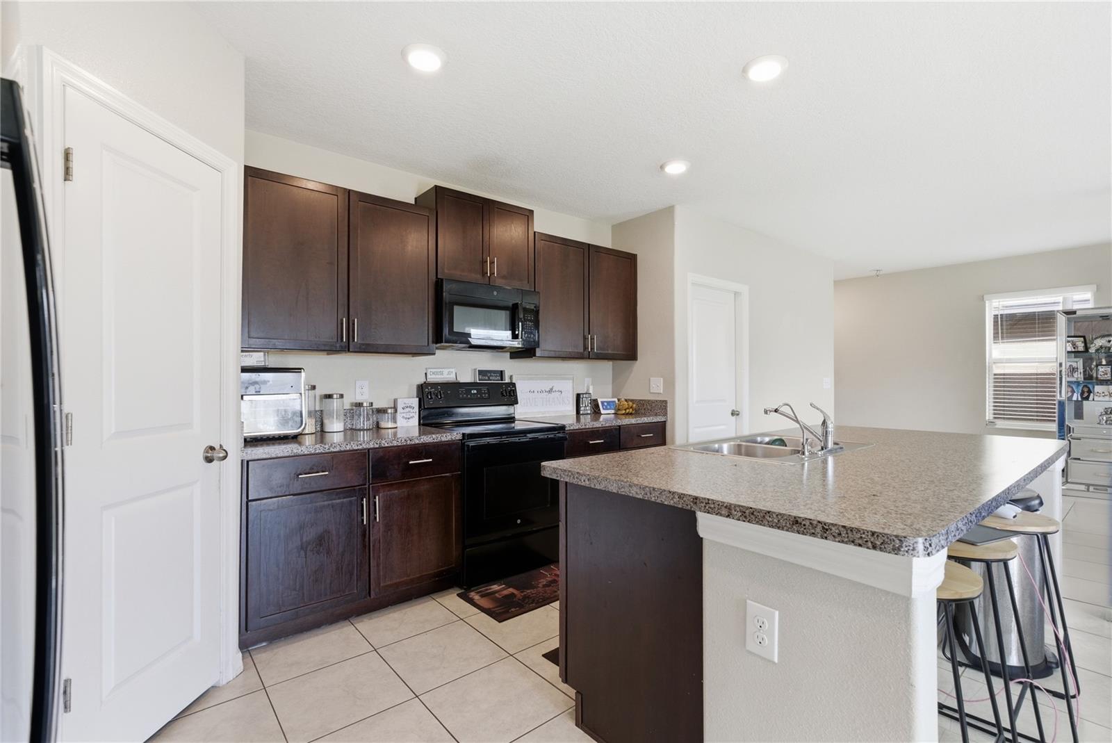 SHELL COVE PH 1 - Residential