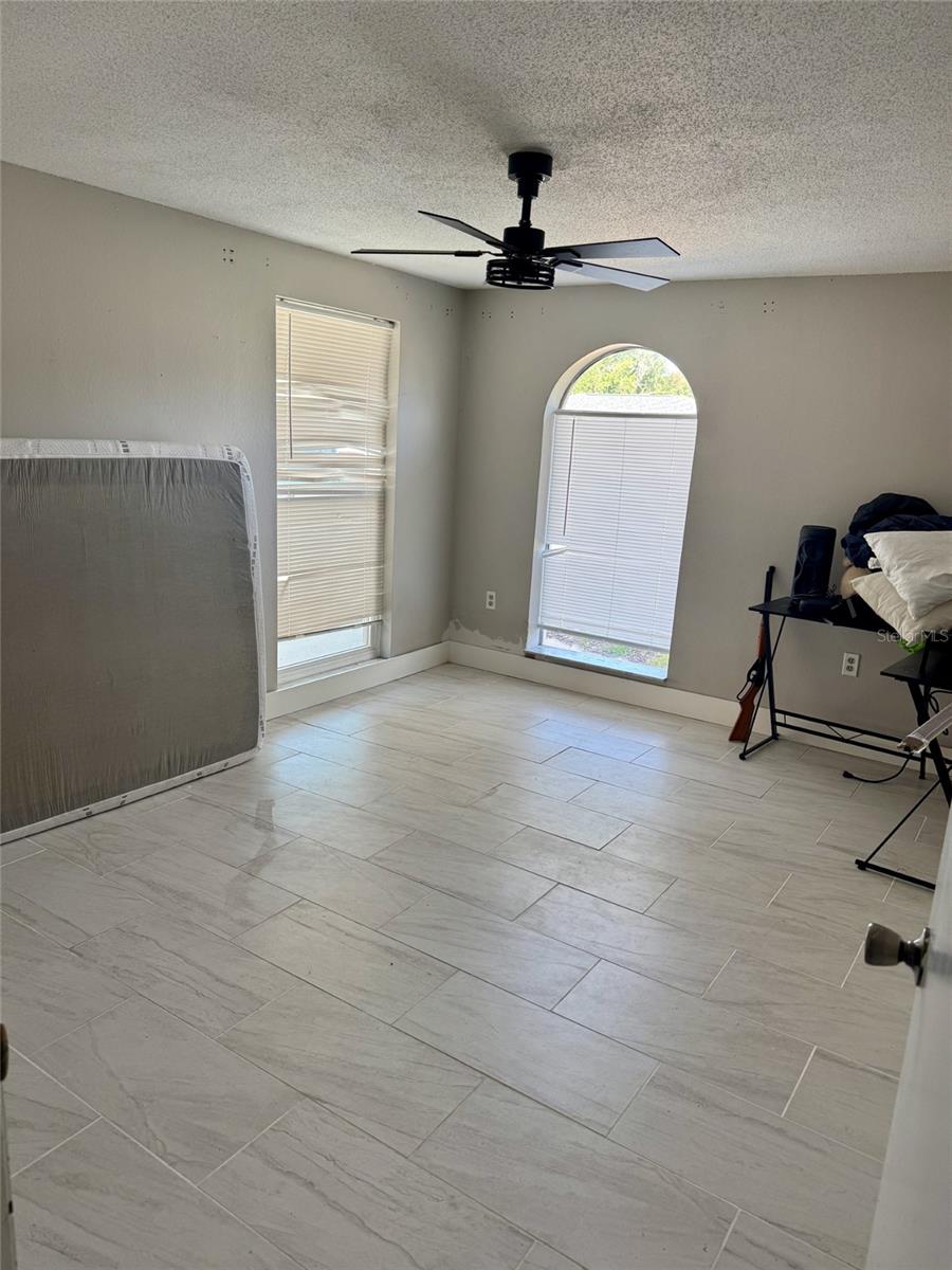 SPRING HILL UNIT 8 - Residential