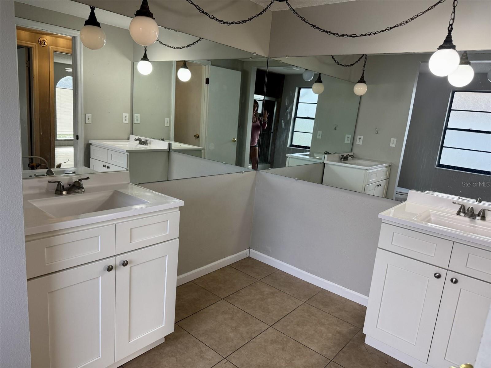 SPRING HILL UNIT 8 - Residential