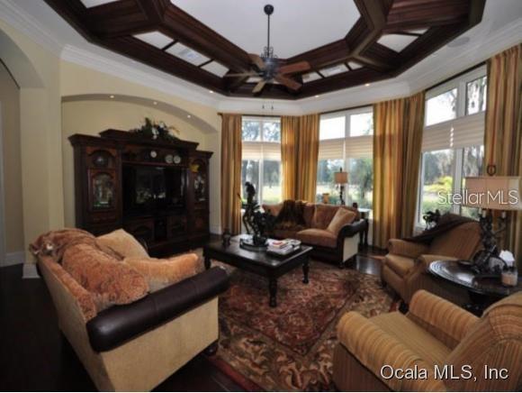 GOLDEN OCALA UN 01 - Residential