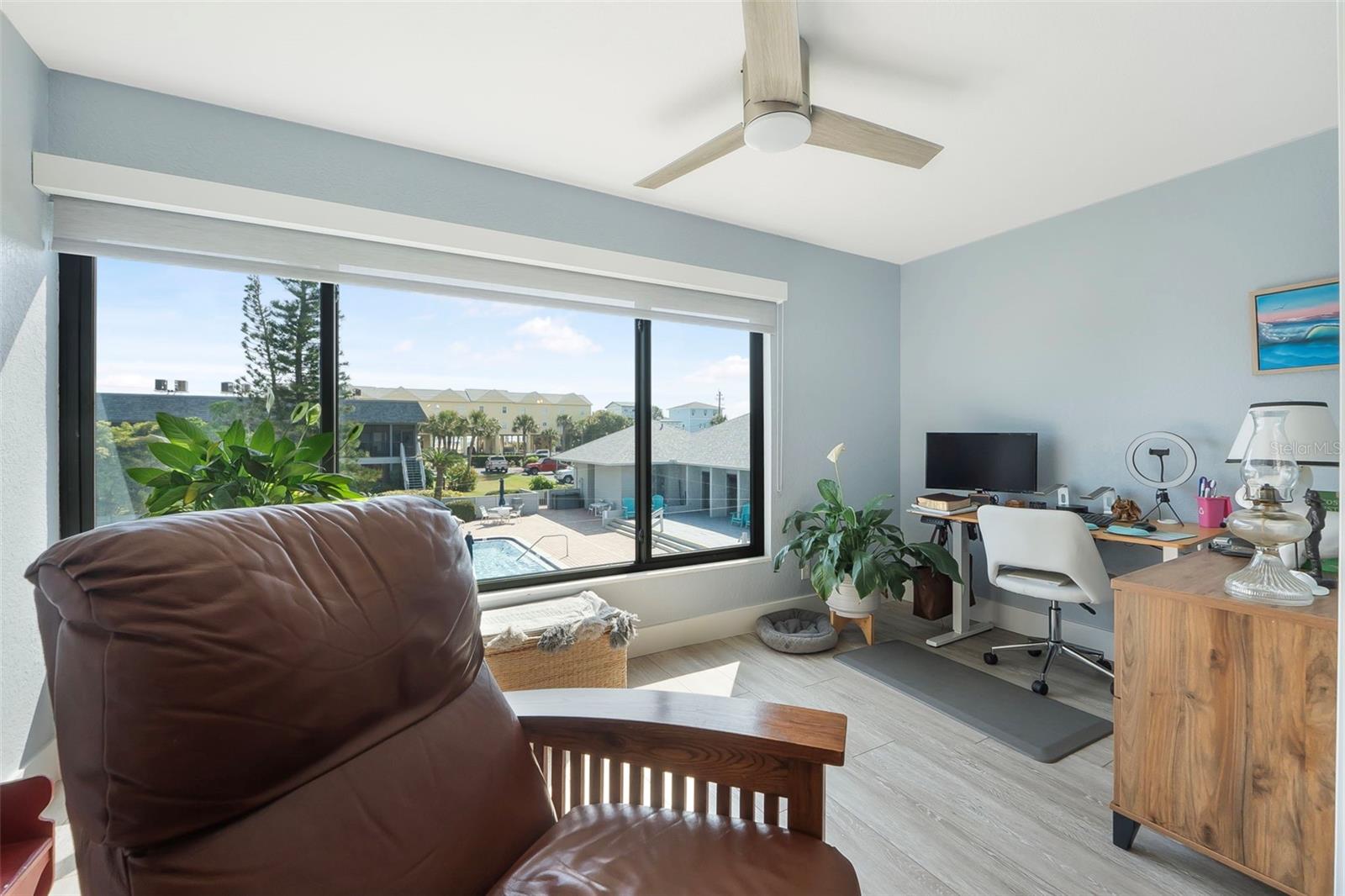 CEDAR ISLAND CLUB CONDO PH 01 - Residential