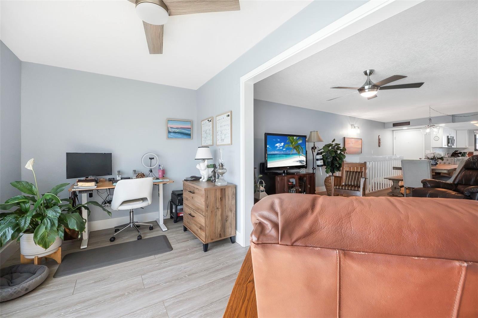 CEDAR ISLAND CLUB CONDO PH 01 - Residential