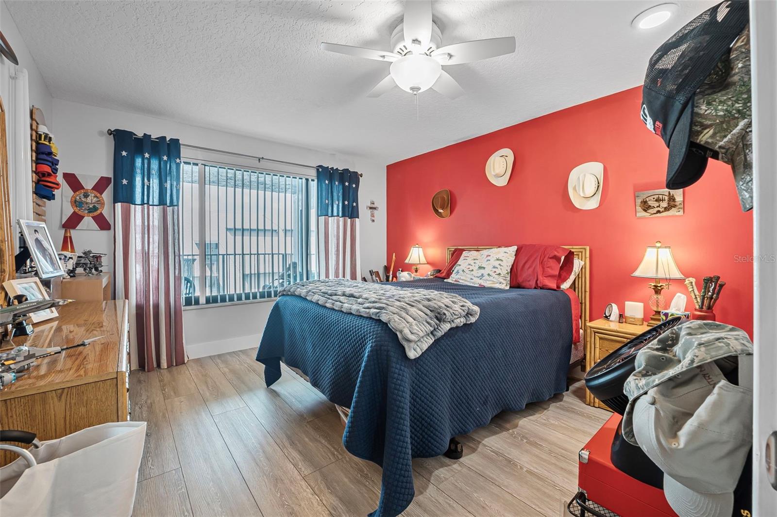 CEDAR ISLAND CLUB CONDO PH 01 - Residential