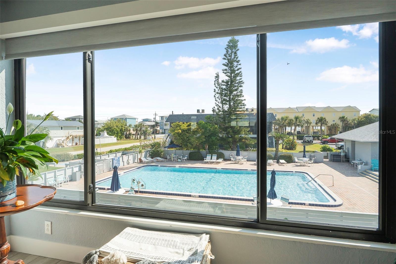 CEDAR ISLAND CLUB CONDO PH 01 - Residential