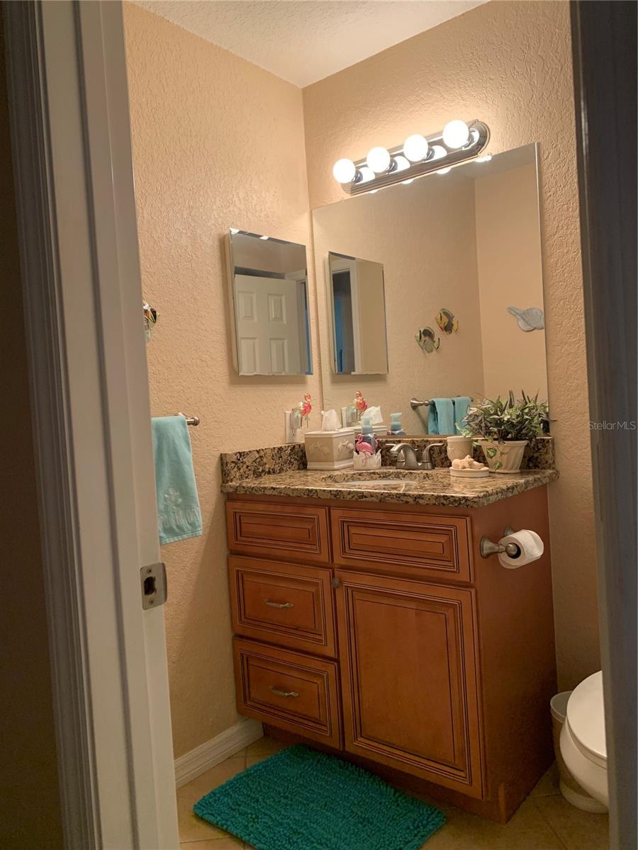 BOCA CIEGA RIDGE 6TH ADD - Residential