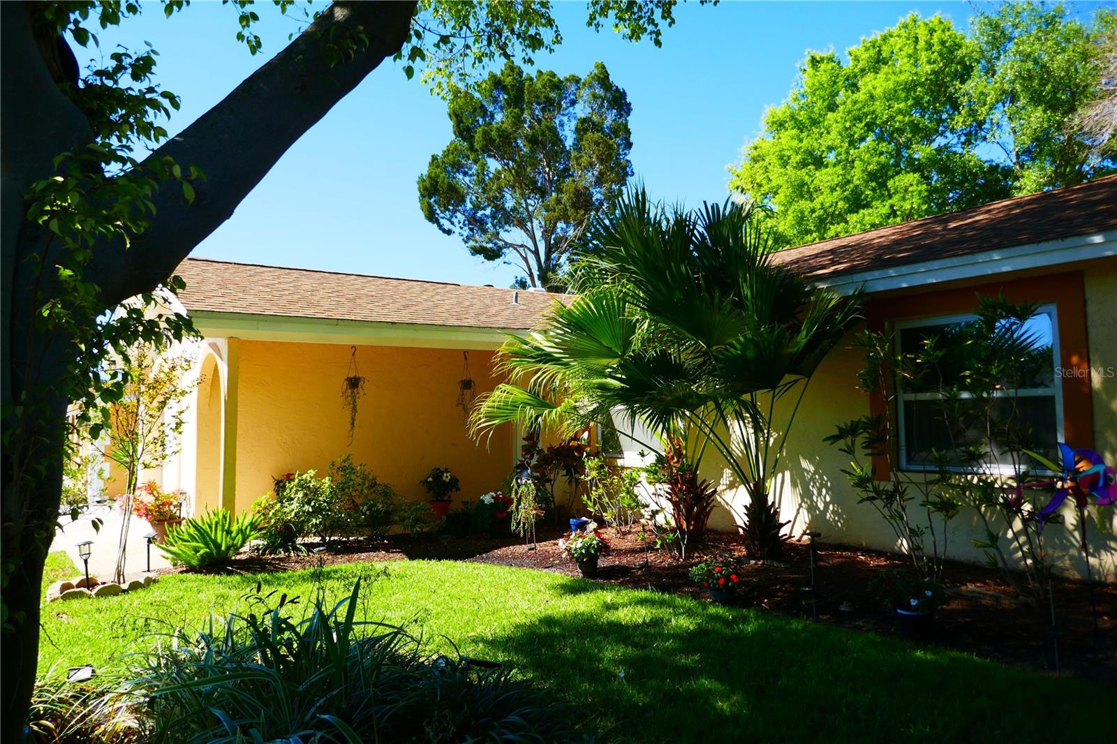 BOCA CIEGA RIDGE 6TH ADD - Residential