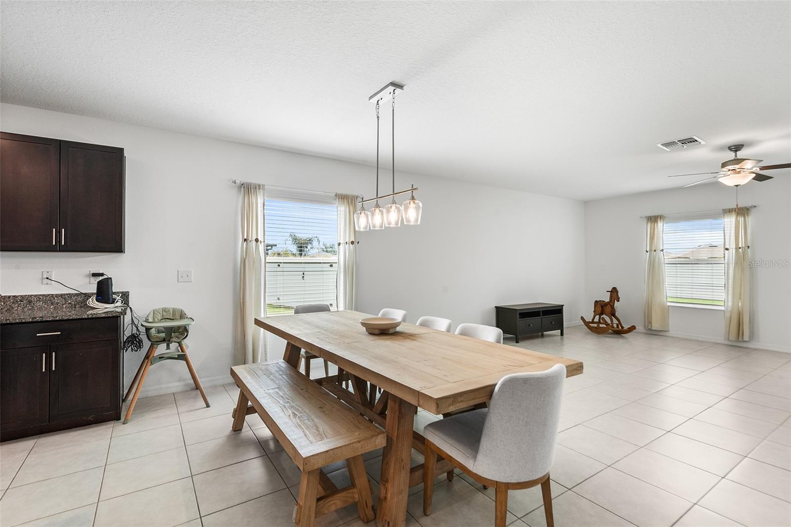 WIND MEADOWS SOUTH - Residential