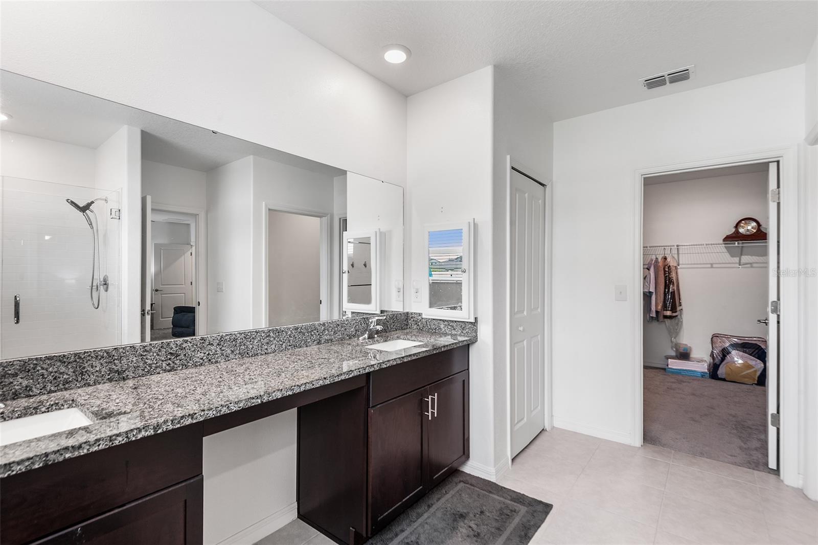 WIND MEADOWS SOUTH - Residential