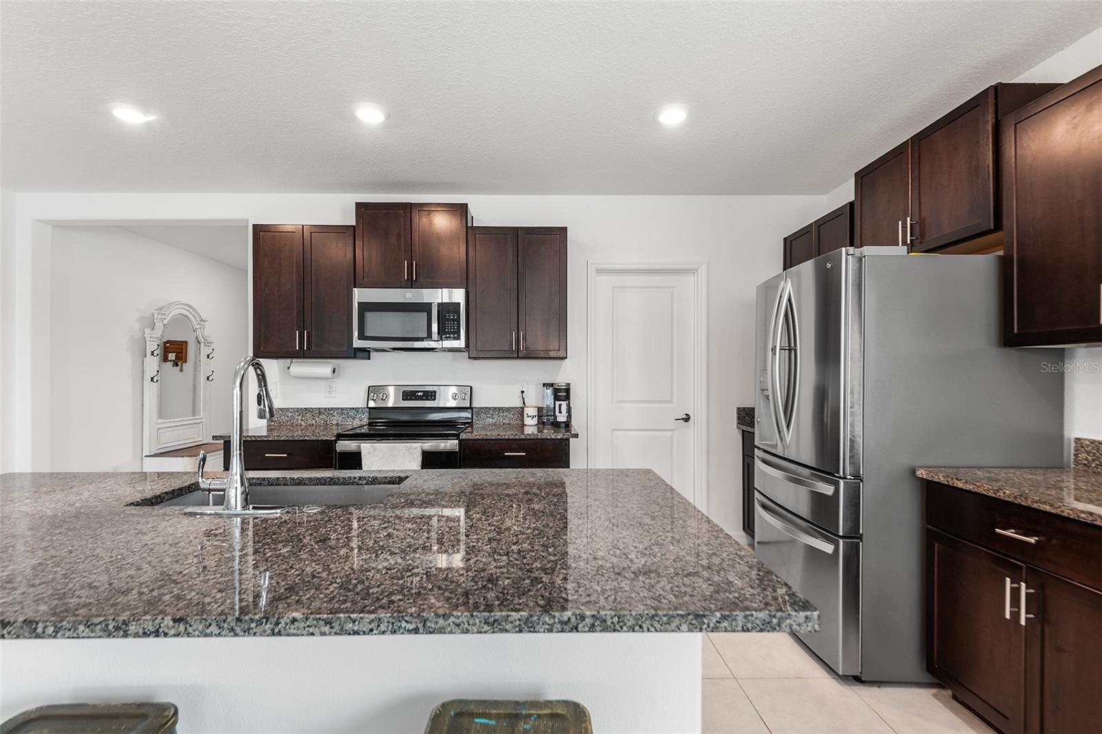 WIND MEADOWS SOUTH - Residential