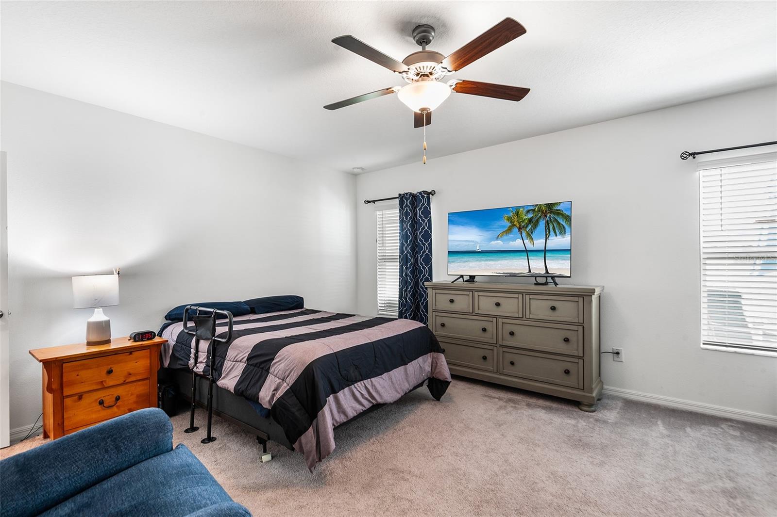 WIND MEADOWS SOUTH - Residential