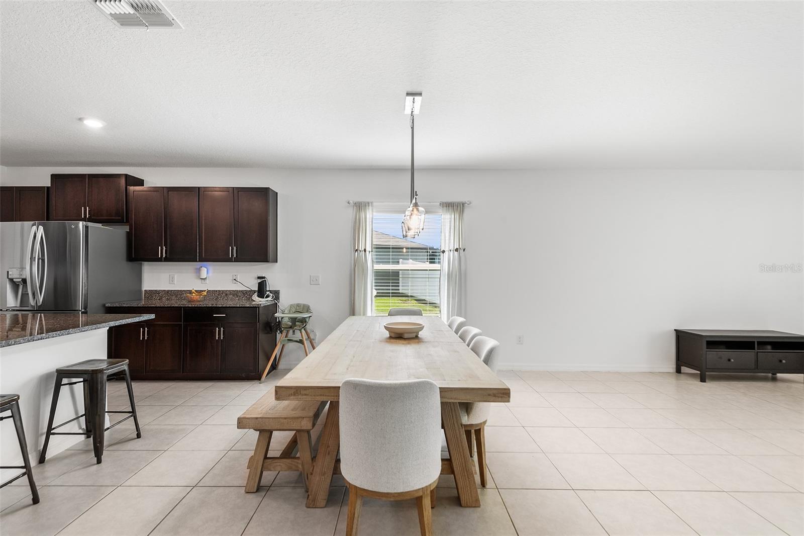 WIND MEADOWS SOUTH - Residential