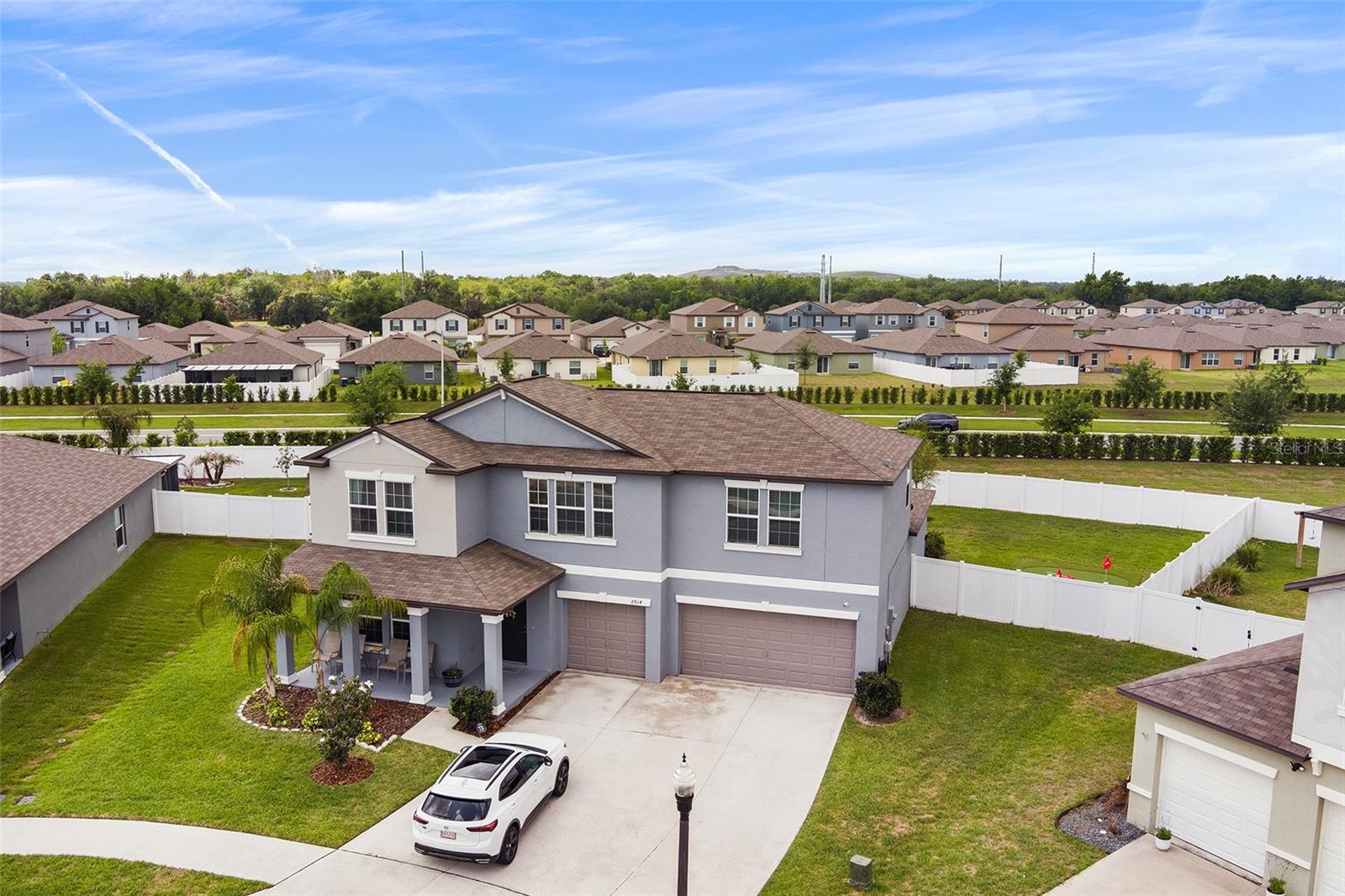 WIND MEADOWS SOUTH - Residential