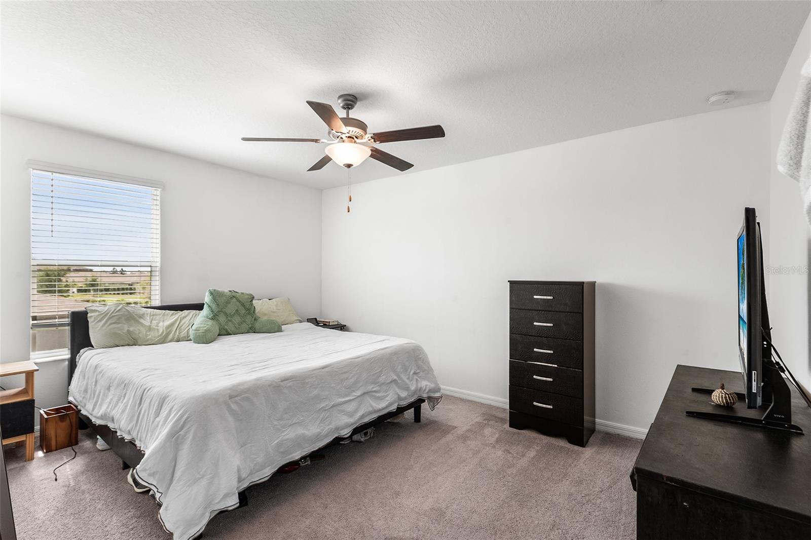 WIND MEADOWS SOUTH - Residential