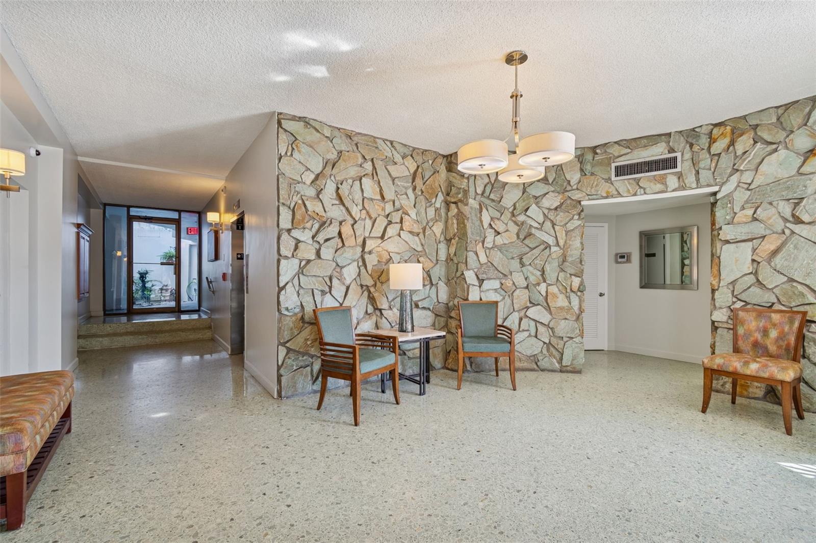 HARBOUR HILL CONDO - Residential