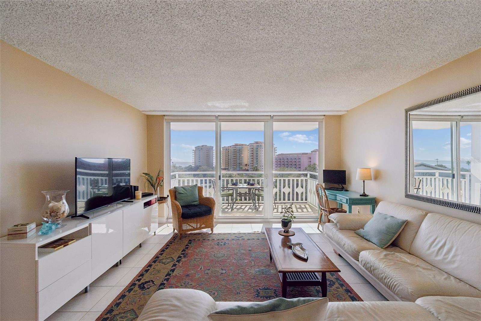 HARBOUR HILL CONDO - Residential