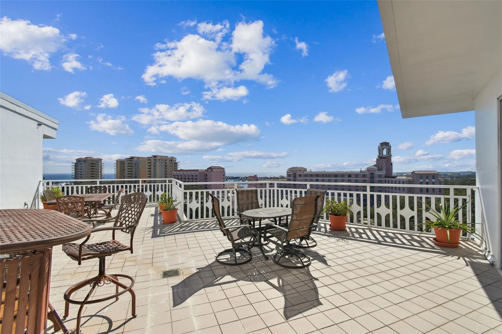 HARBOUR HILL CONDO - Residential