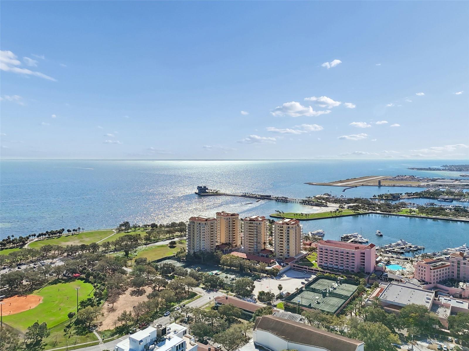 HARBOUR HILL CONDO - Residential