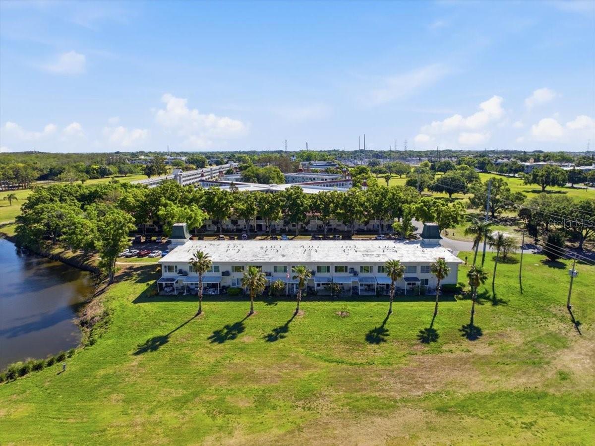 ON TOP OF THE WORLD - Residential Lease