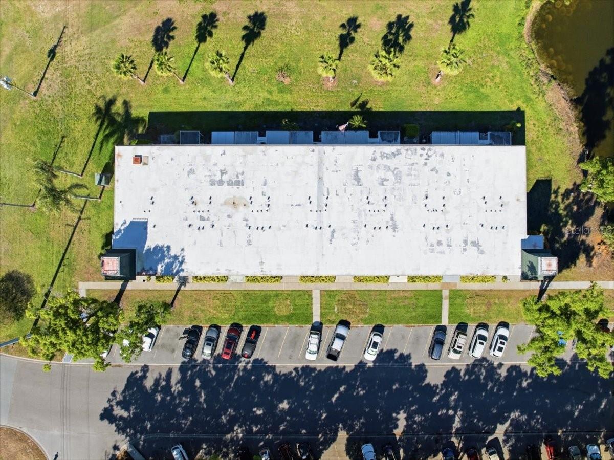 ON TOP OF THE WORLD - Residential Lease