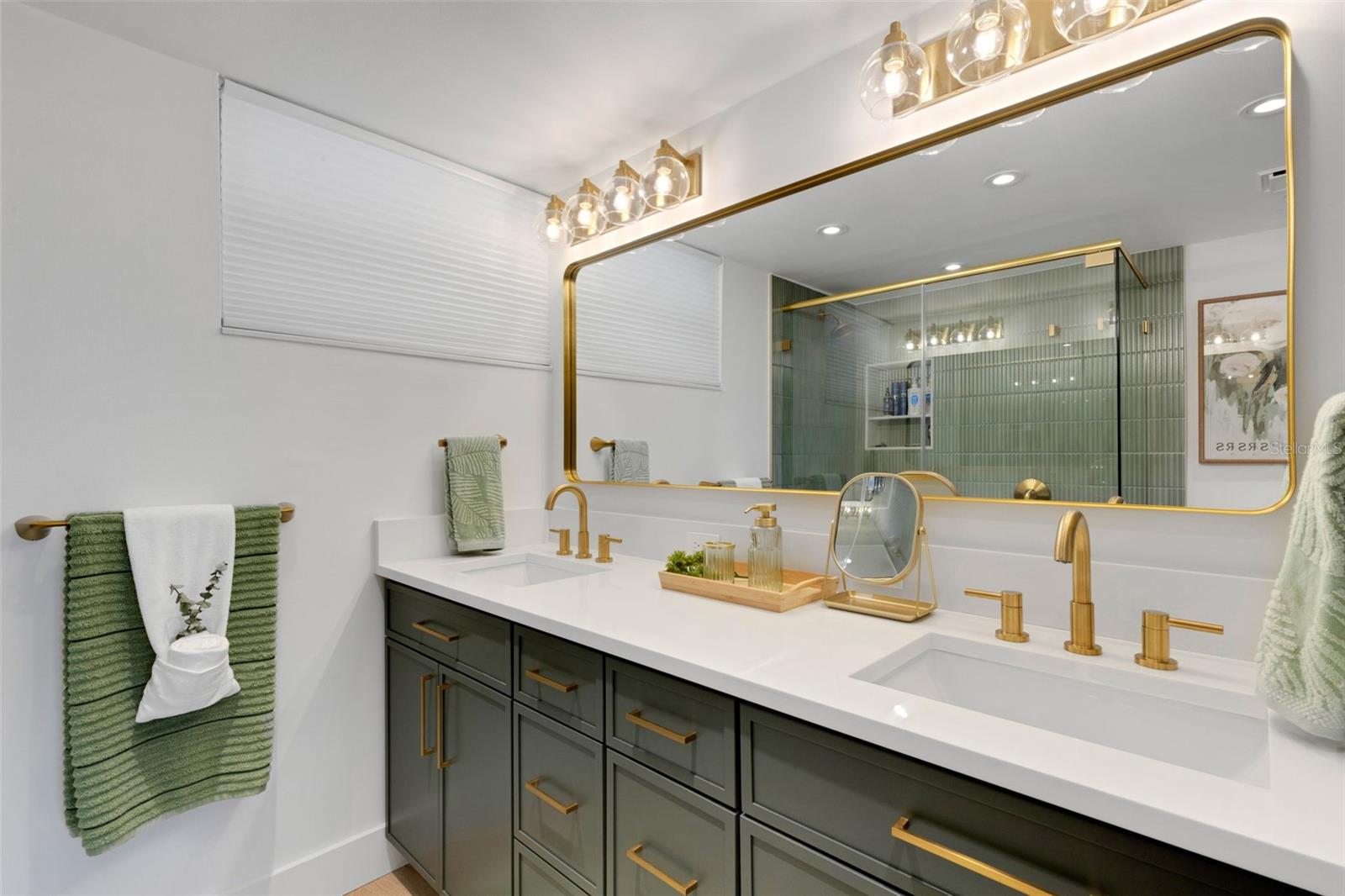 LONGBOAT HARBOUR - Residential Lease