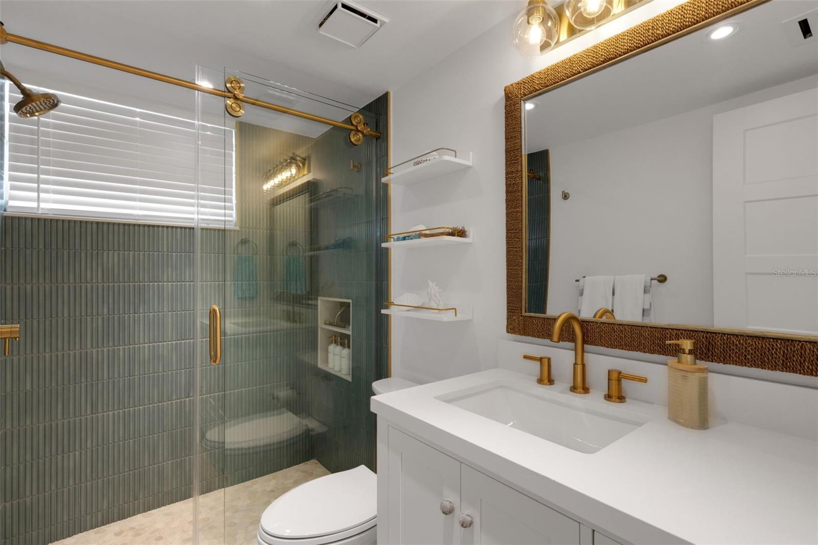 LONGBOAT HARBOUR - Residential Lease