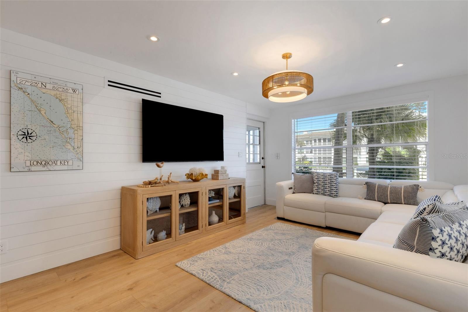 LONGBOAT HARBOUR - Residential Lease