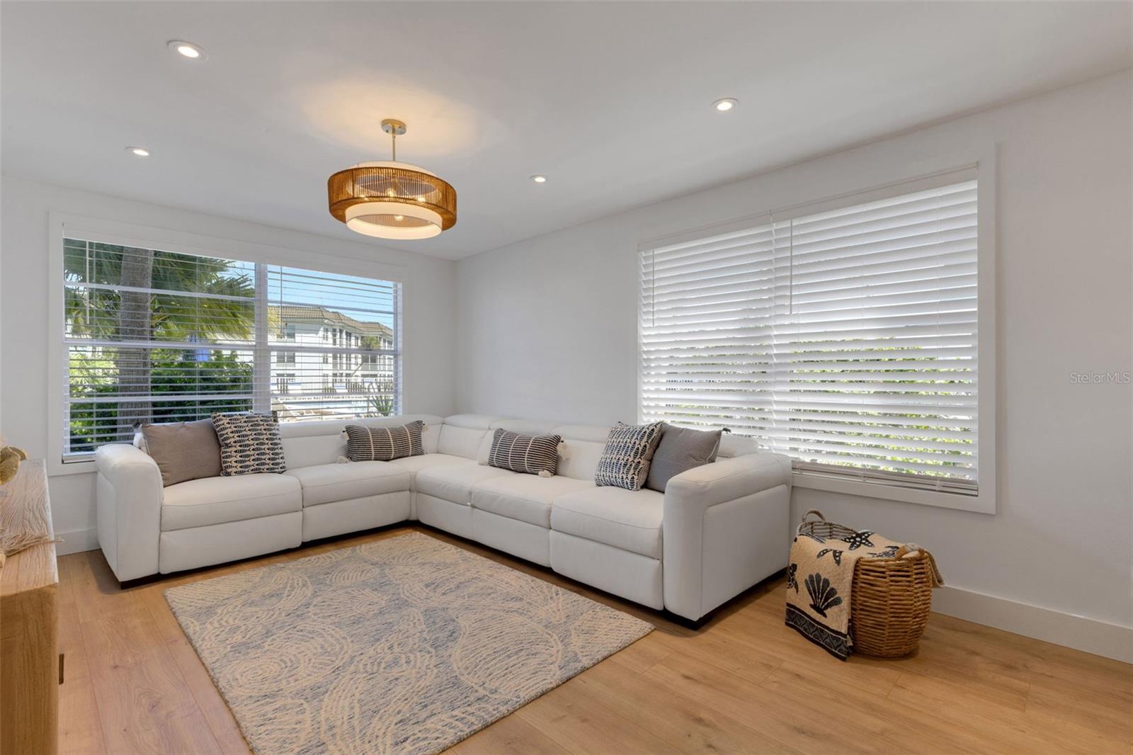 LONGBOAT HARBOUR - Residential Lease