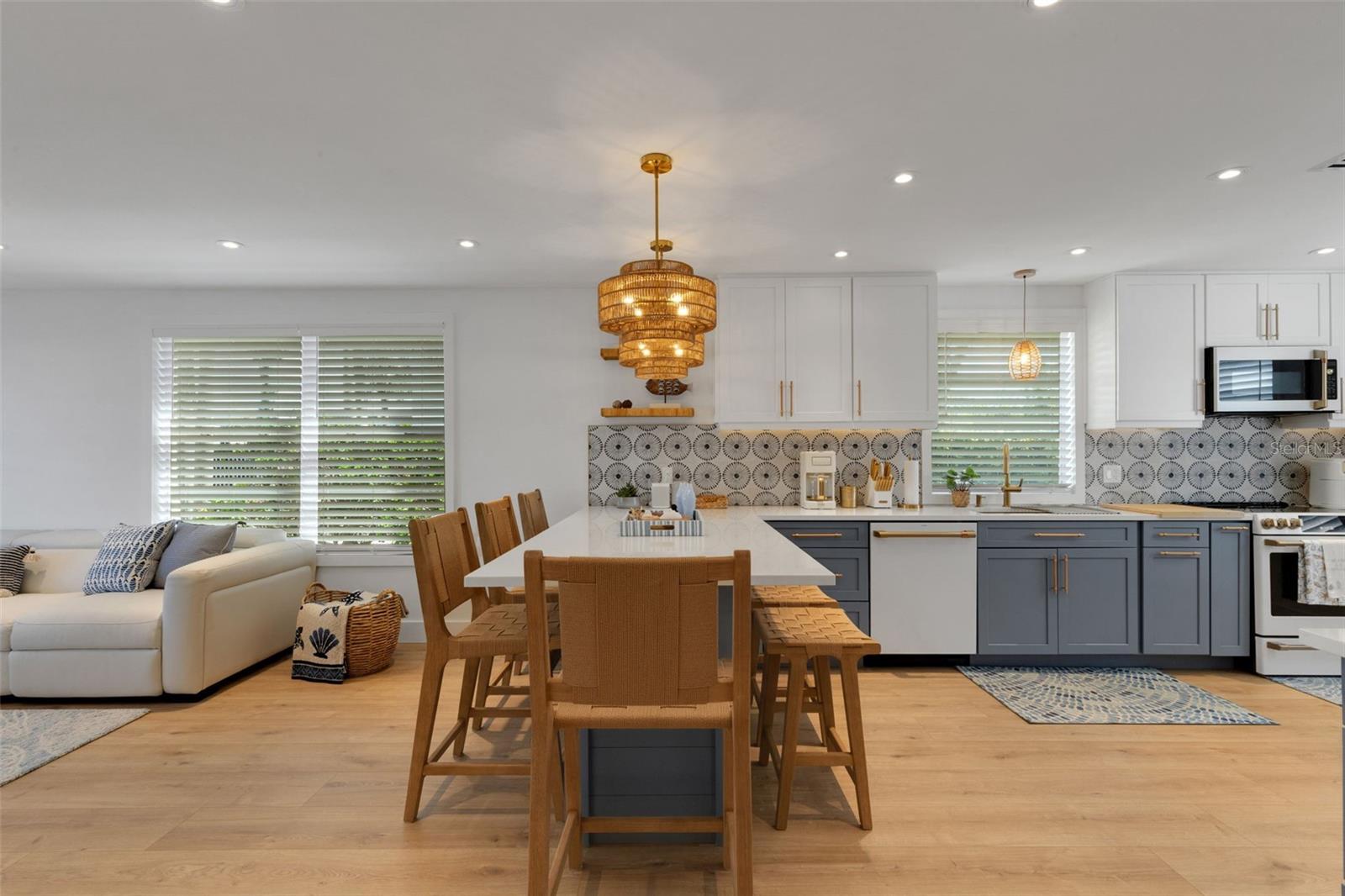 LONGBOAT HARBOUR - Residential Lease