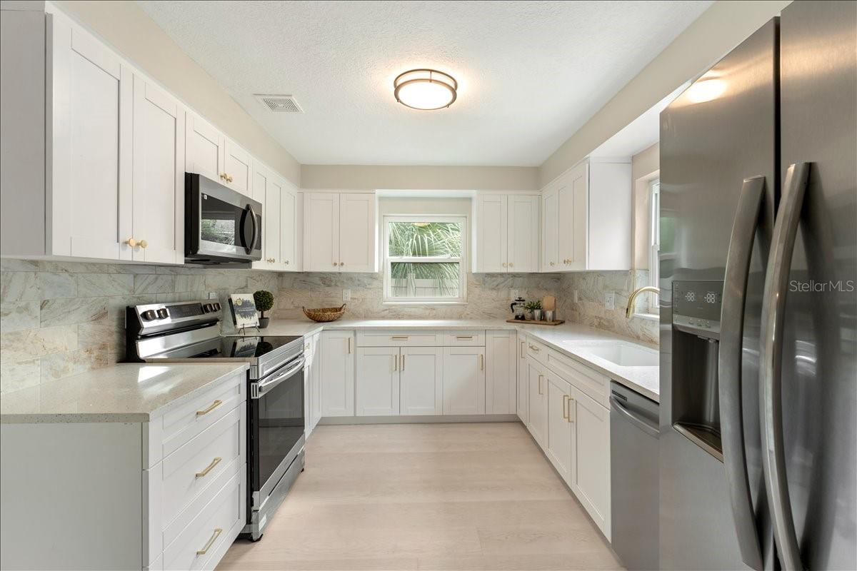 JUNGLE BEACH - Residential