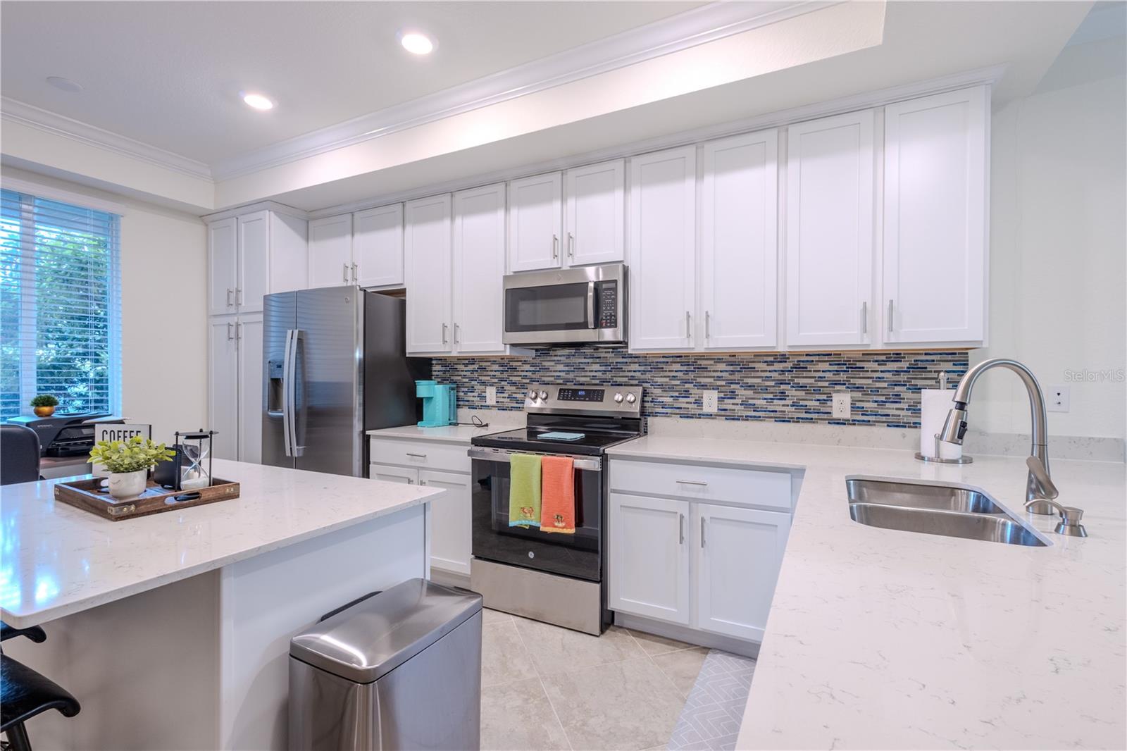 1030 TIDEWATER SHORES LOOP 104