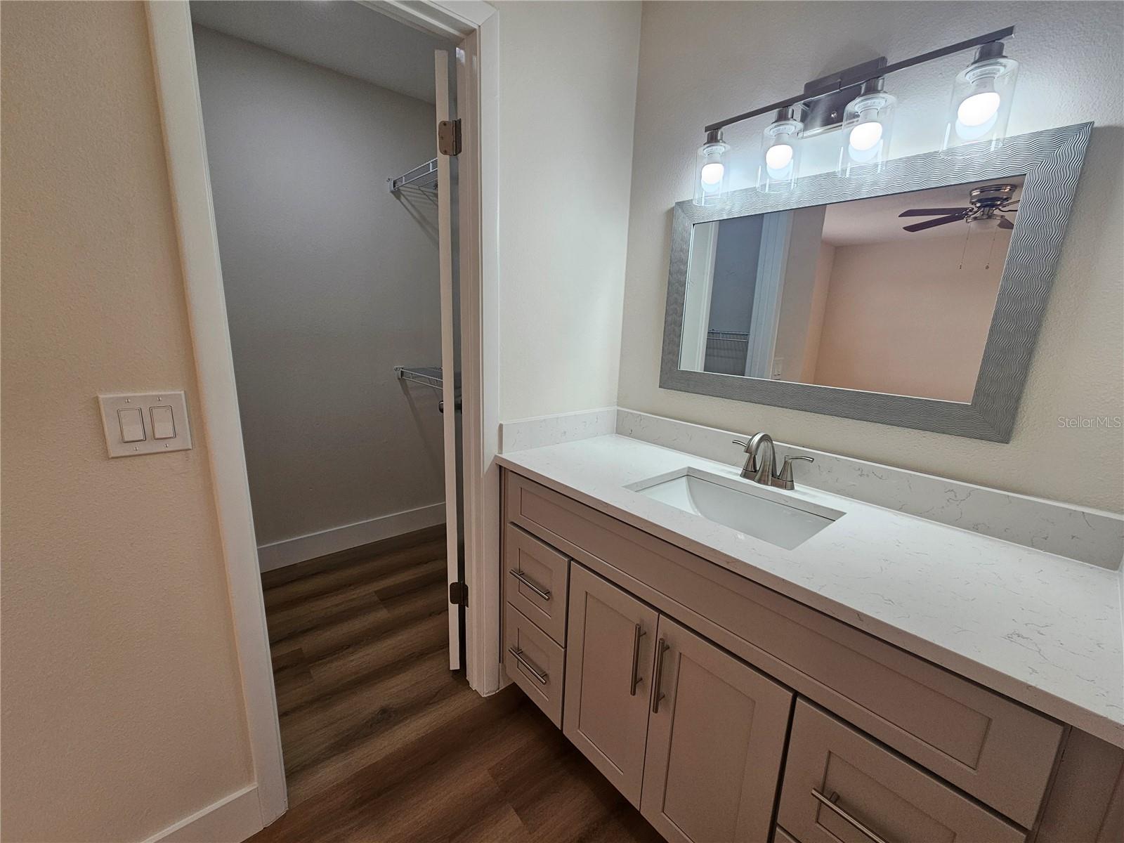 WHISPER LAKES - Residential