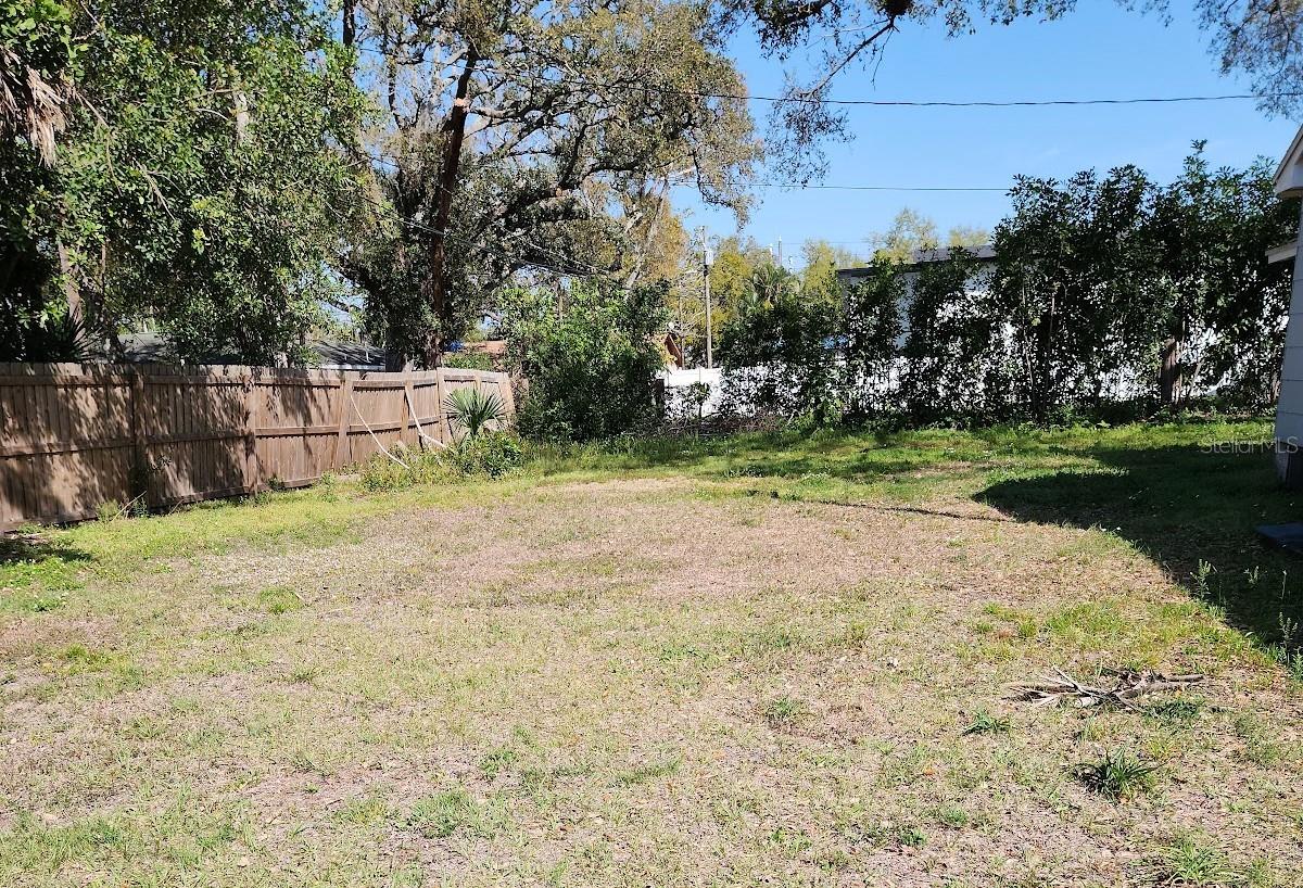 This double lot is 96 x 129 and zoned NT-2. There is rear alley access. This property located in the Central Oak Park Neighborhood has an elevation of 44’ and is in flood zone X. The property is being offered at its highest and best use for redevelopment of 2 single-family homes (with the possibility of an ADU) or a potential townhouse development. The lot will need to be cleared as there is currently a single-family home on the lot. This neighborhood has seen numerous new construction properties come to market with great results.