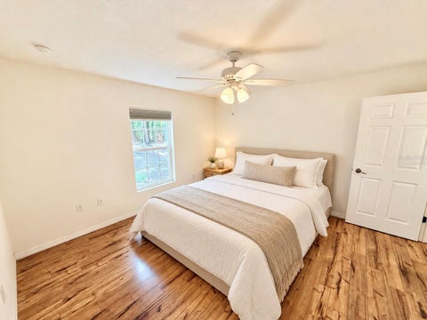 Tiny photo for 10933 N Em En El Grove Road, Leesburg, FL 34788 (MLS # G5119613)