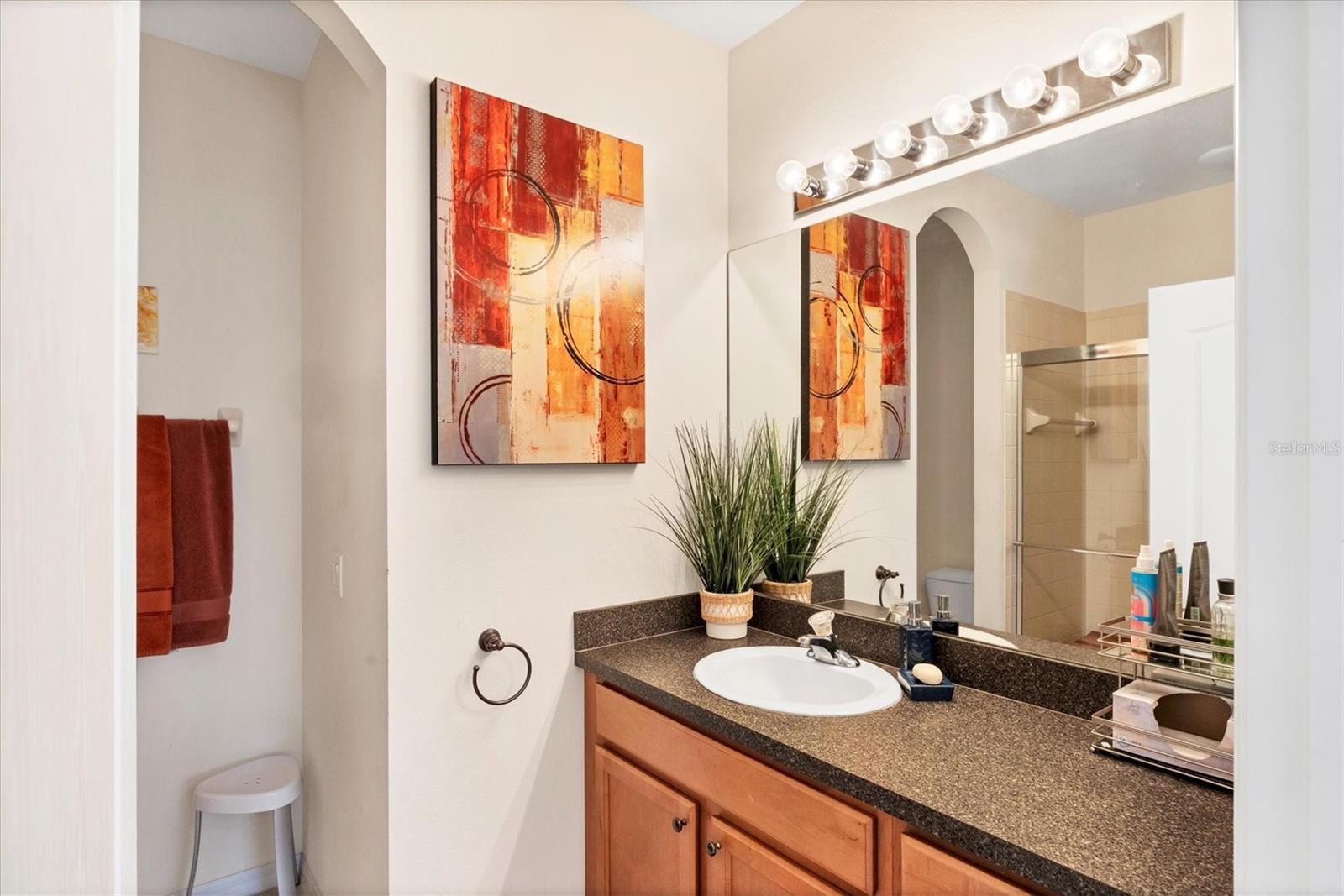 TOWNS AT LAKESIDE - Residential