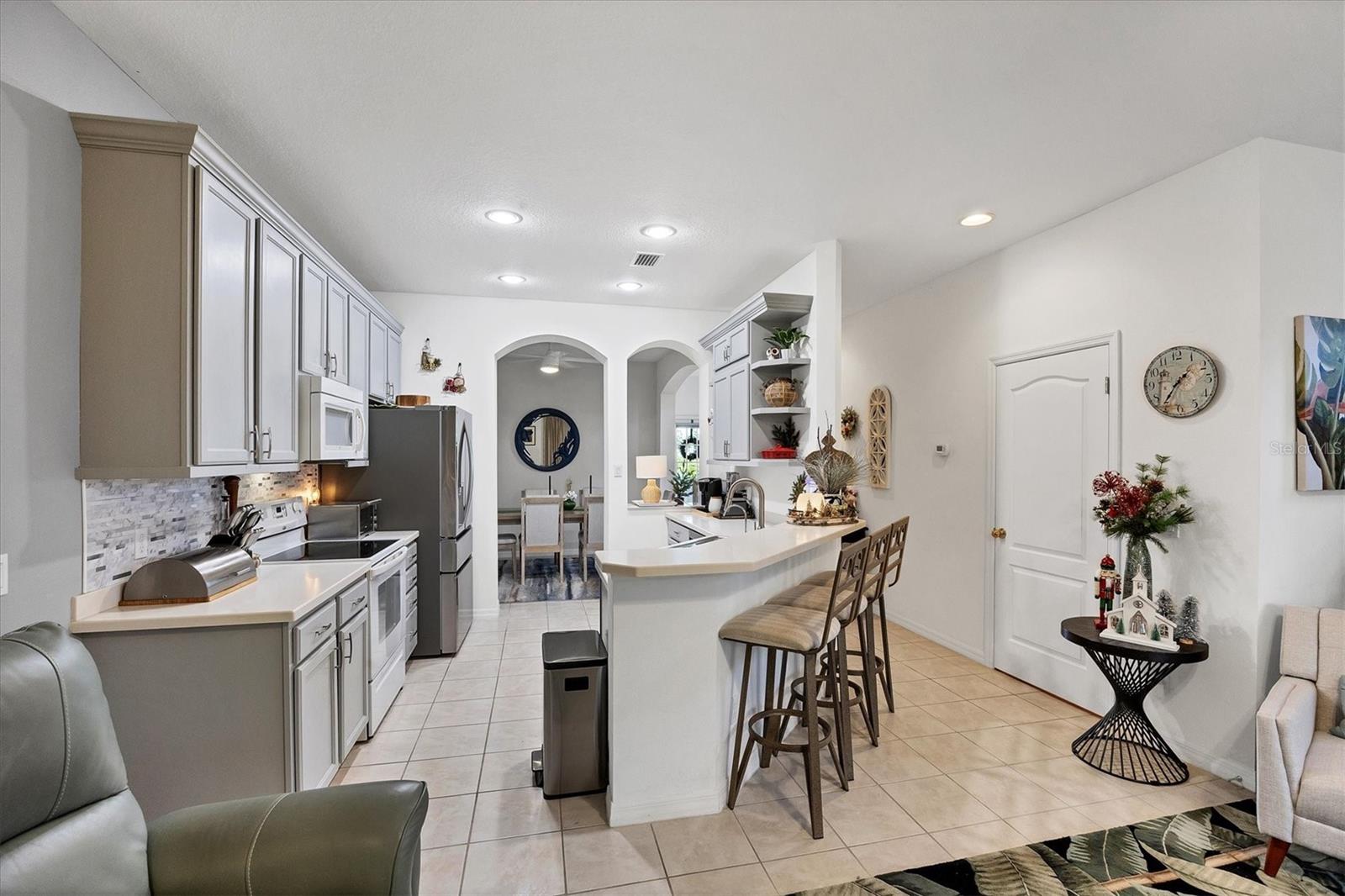 TOWNS AT LAKESIDE - Residential