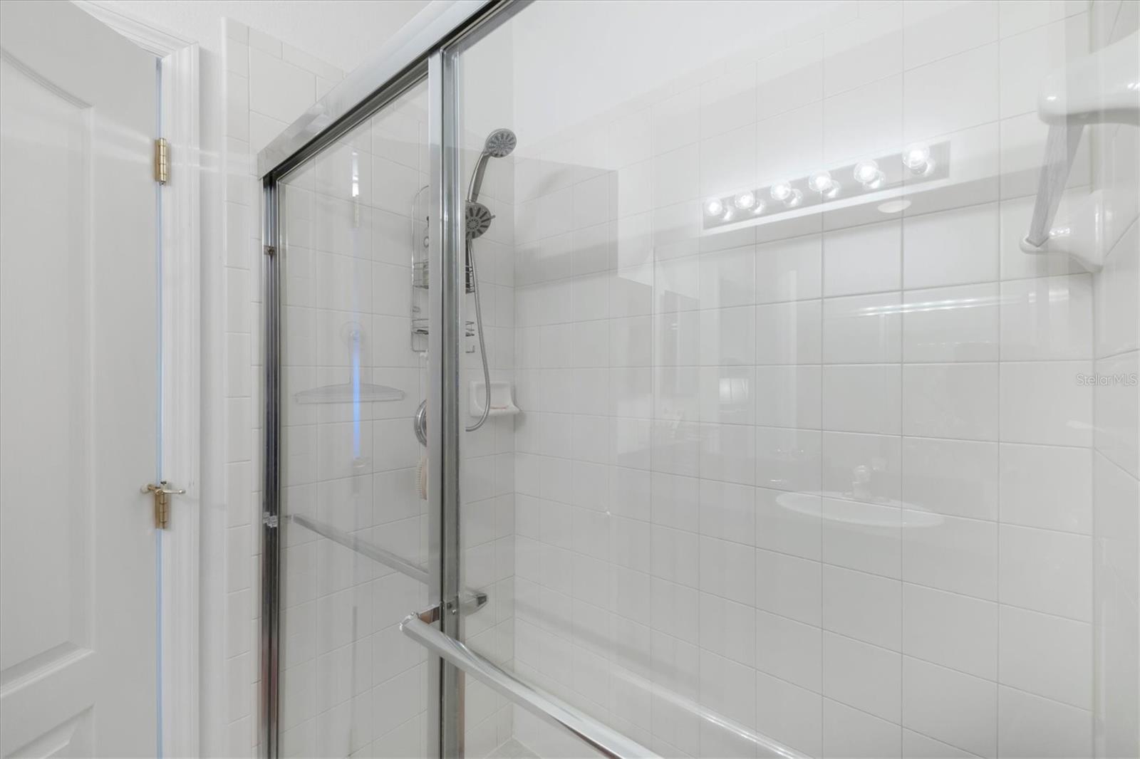 TOWNS AT LAKESIDE - Residential